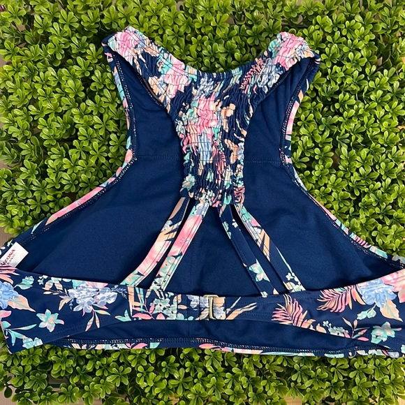 💥 Arizona Jeans Blue Floral Halter Swim Top | Size Juniors XL - Picture 2 of 6